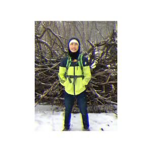 Meet your Posher, Moua tia